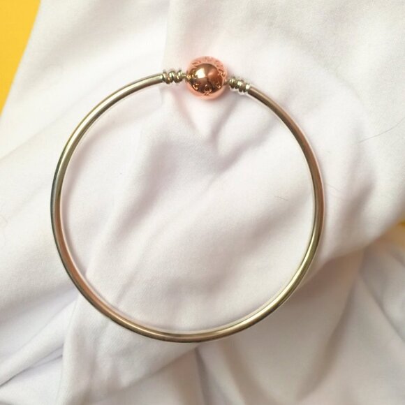 NWOT Pandora Rose Gold Ball Clasp Bangle - Picture 3 of 4